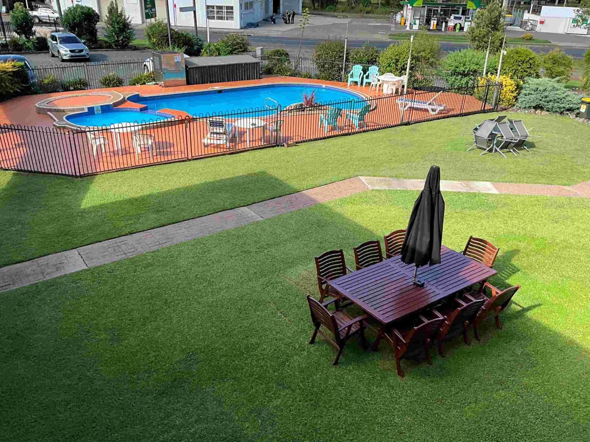 Bucketts Way Motel Глостър Екстериор снимка
